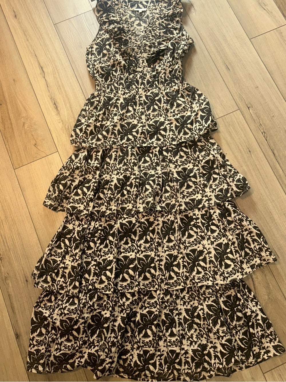 Anna Cate Charlotte Maxi Dress Large Floral Brown And Beige Tiered Romantic